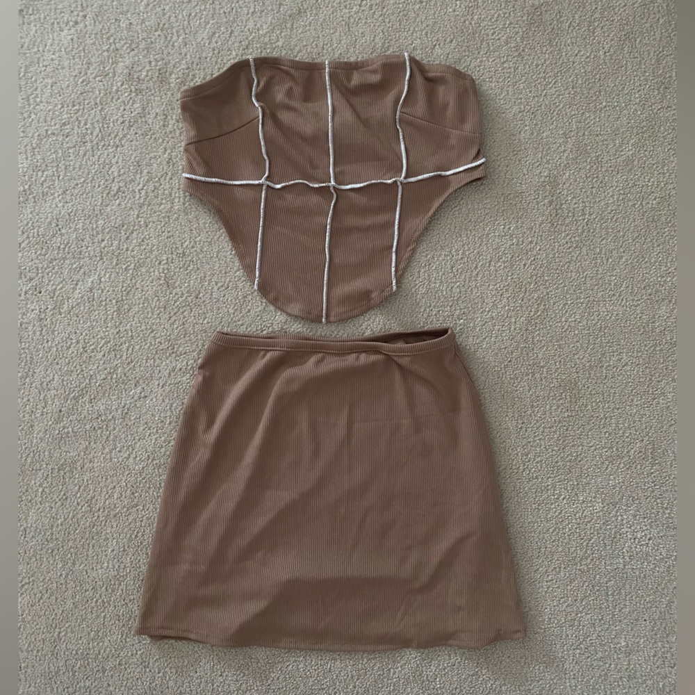 Corset style tan and white set